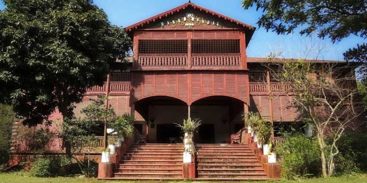করটিয়া জমিদার বাড়ি