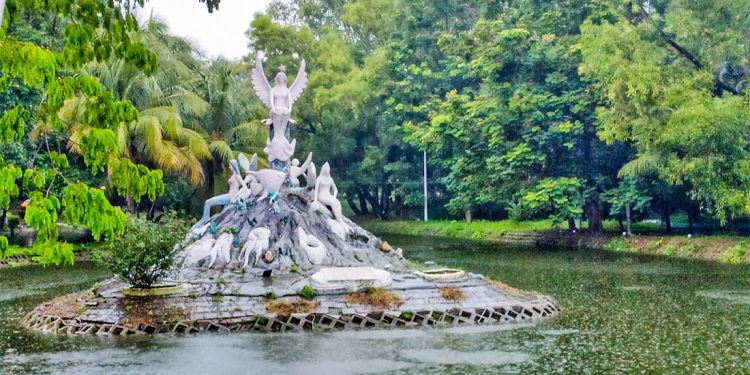 শহীদ কামারুজ্জামান কেন্দ্রীয় উদ্যান ও চিড়িয়াখানা