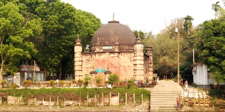 আতিয়া মসজিদ