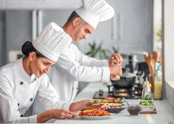 হোটেল ম্যানেজমেন্ট কী, কোথায় পড়বেন