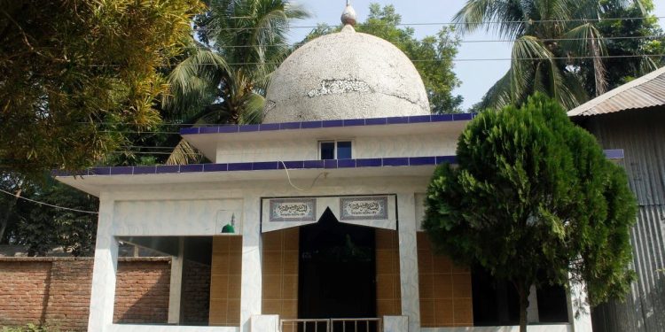 হযরত শাহ মাদার (র.) এর দরগাহ