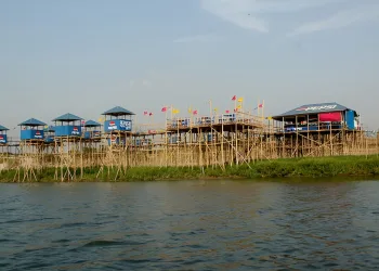 প্রকৃতির ছোঁয়া পেতে ঘুরে আসুন মিরপুর বেড়িবাঁধ