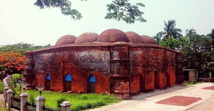 কয়রার বুড়াখাঁর মসজিদ
