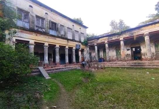 কুলপদ্দি গ্রামের জমিদার বাড়ি