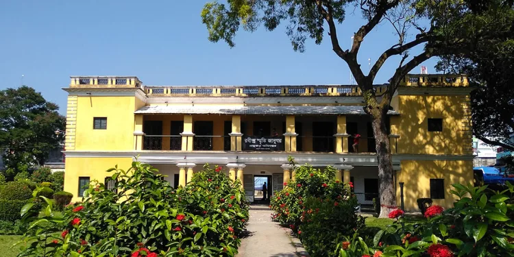 রবীন্দ্র কাচারিবাড়ি