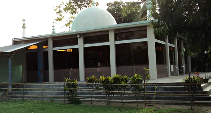 কালাচাঁদ শাহ এর মাজার
