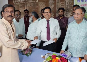 ভারত ভ্রমণ সহজ করতে ট্যুরিস্ট ভিসা চালুর আশ্বাস