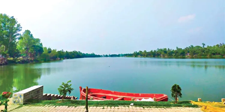 পর্যটন সম্ভাবনা ঐতিহাসিক নান্দাইল দীঘি