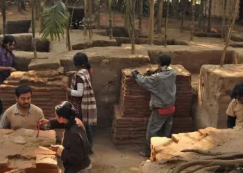 ভিতরগড় দুর্গনগরী: বাংলার উত্তর সীমান্তে হারিয়ে যাওয়া এক প্রাচীন নগরসভ্যতা